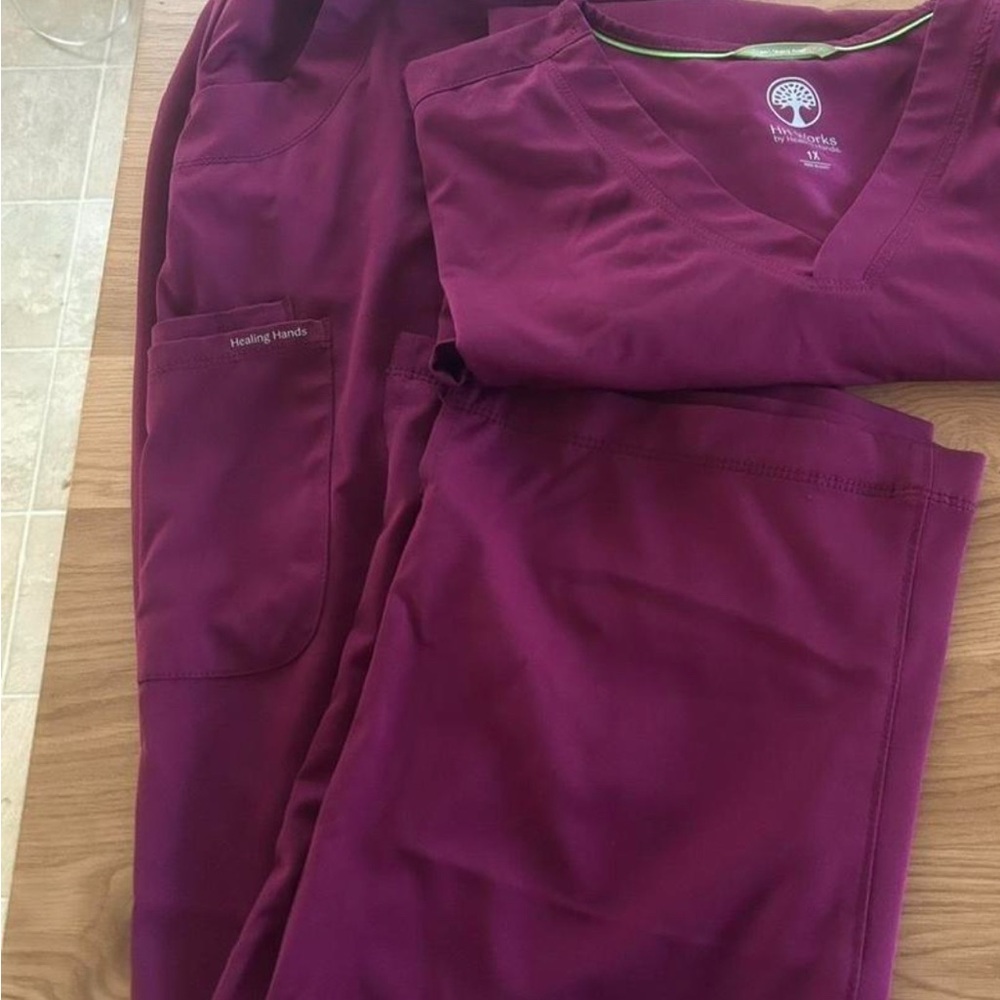 Healing Hands Wine Scrub Ensemble